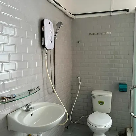 Vuong Tron Homestay Хошимин Экстерьер фото